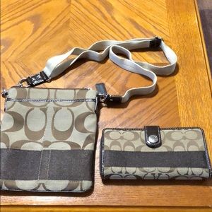 Coach purse and wallet